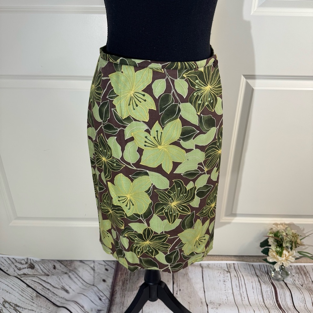 Jones Wear Brown and Green Lagoon Floral Wrap Skirt 10
